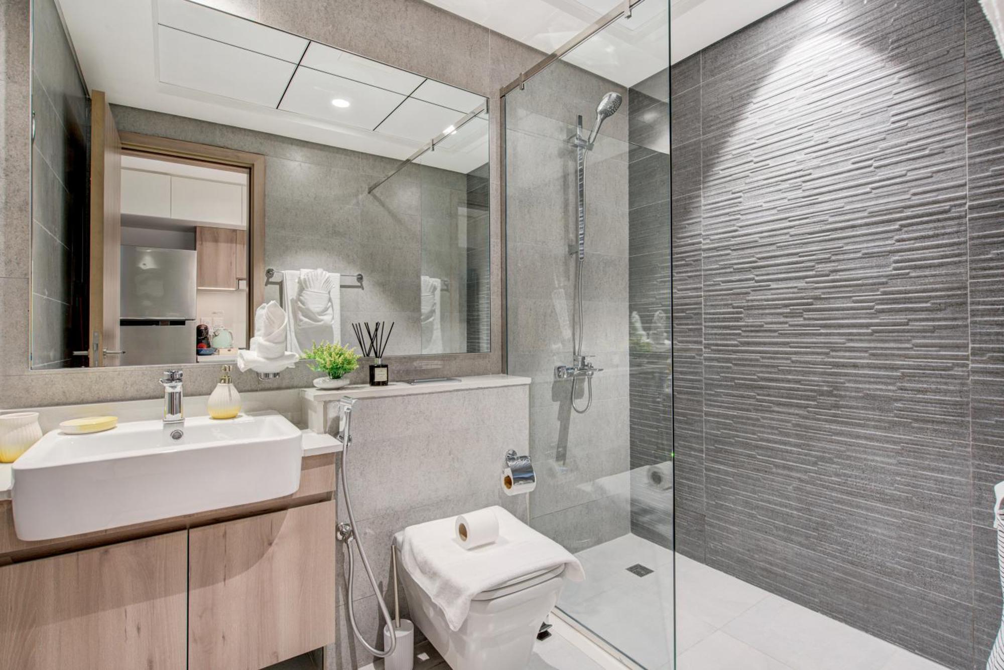 Trophy Stays-ritzy Retreat In Hills Apartment
