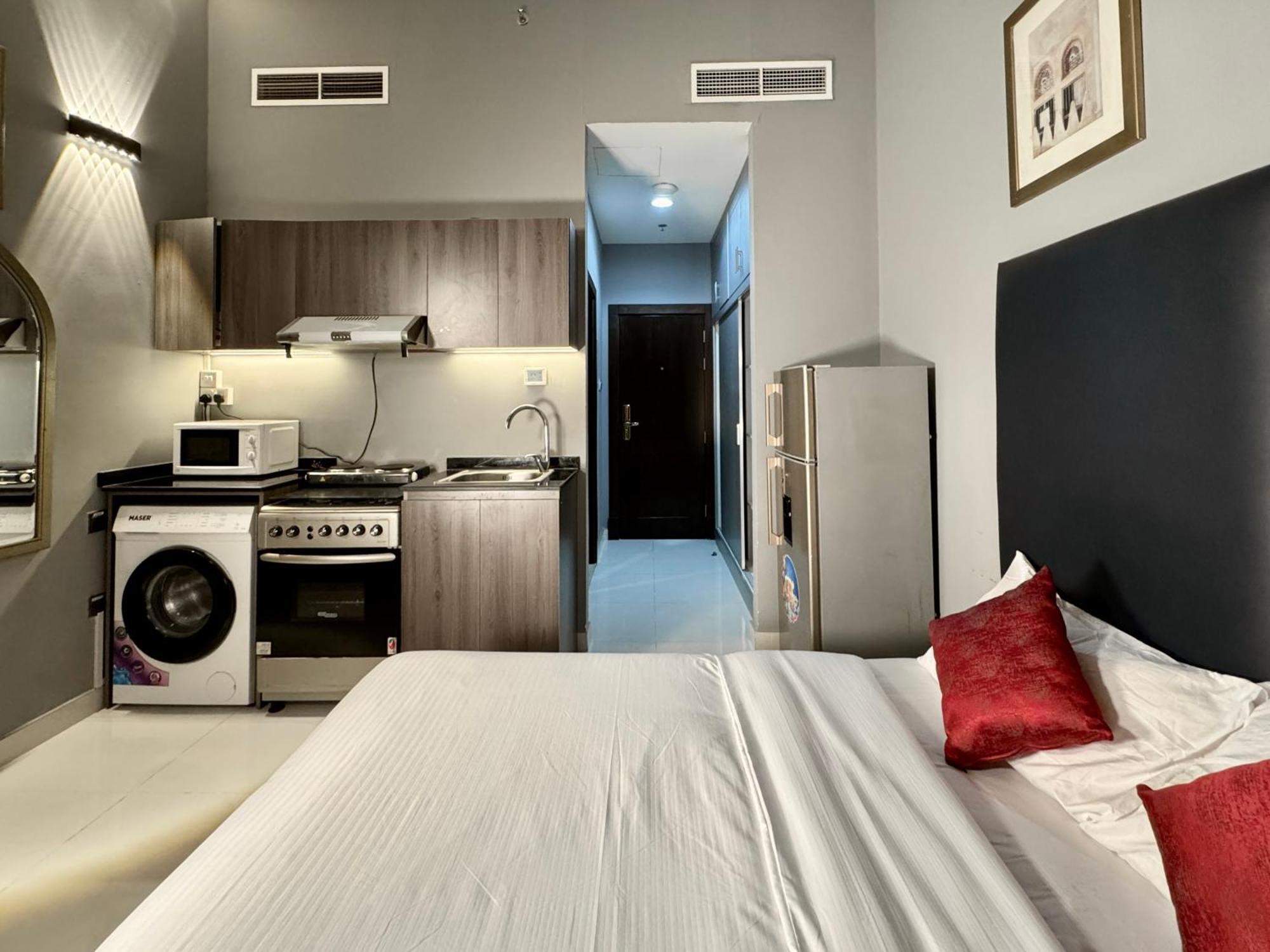 Al Manara Classic Deluxe Apartment