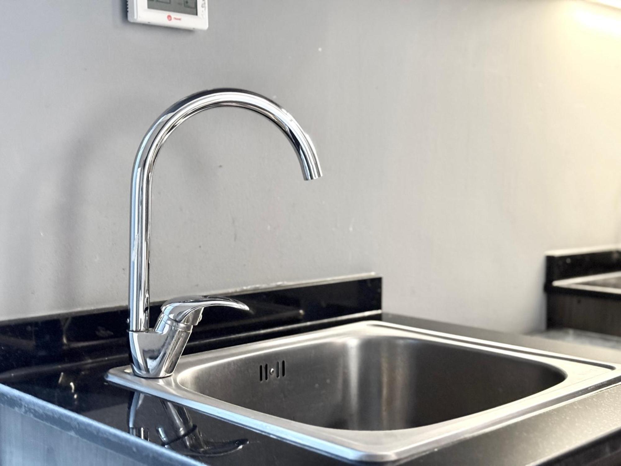 Al Manara Classic Deluxe Apartment Dubai