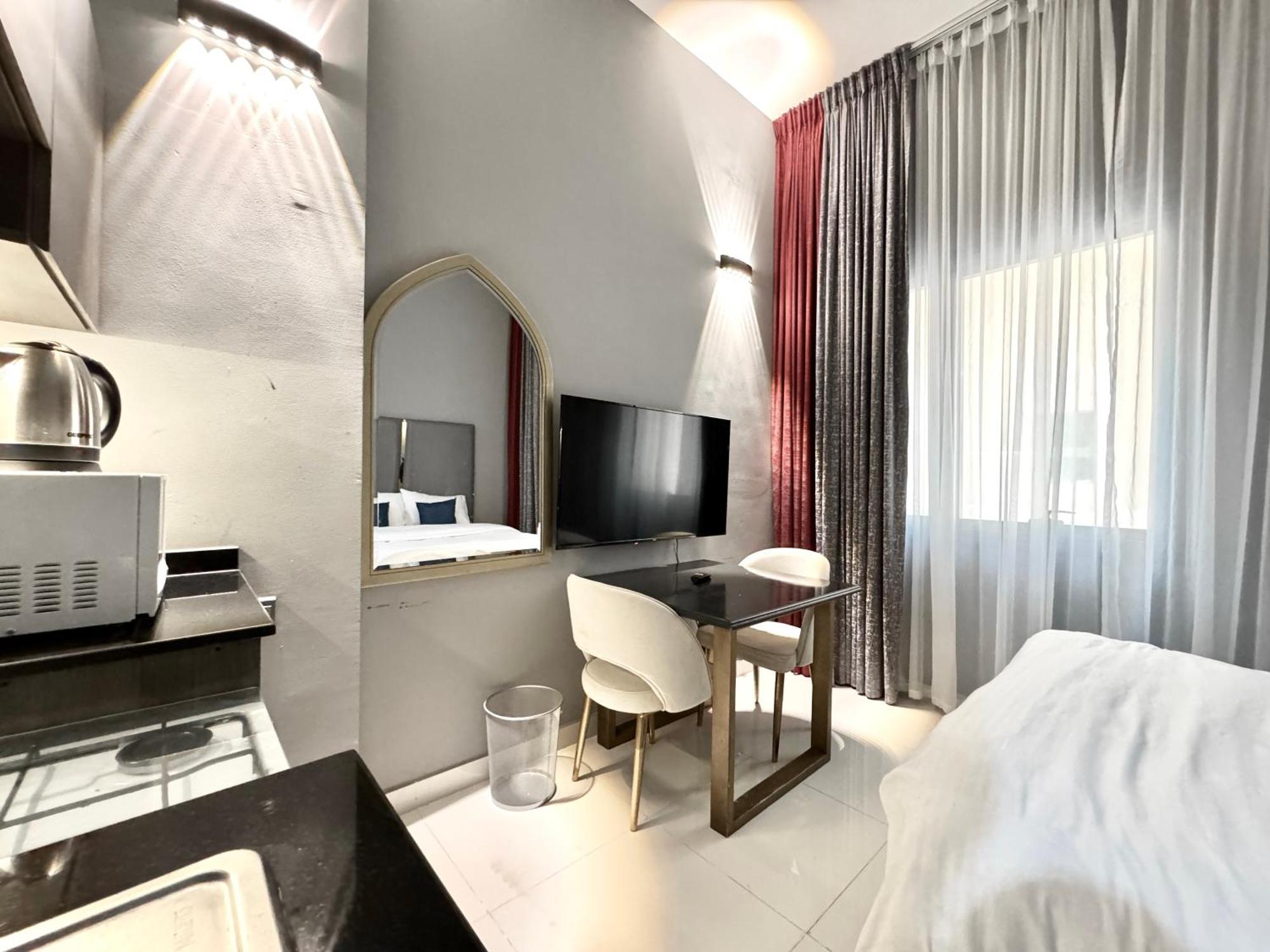 Al Manara Classic Deluxe Dubai