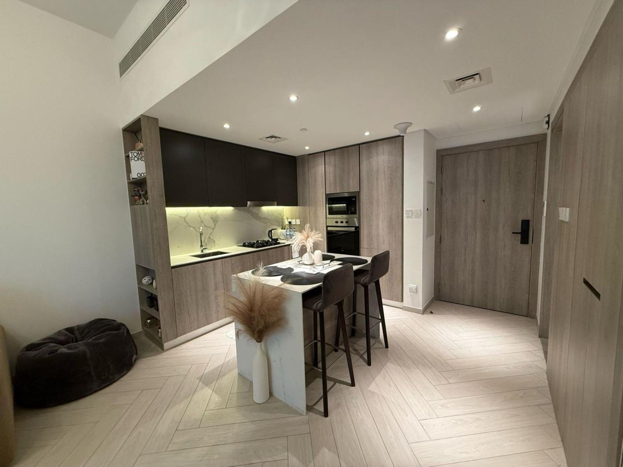 Modern 1br Getaway In Oxford 212 - Comfort & Ease * Dubai