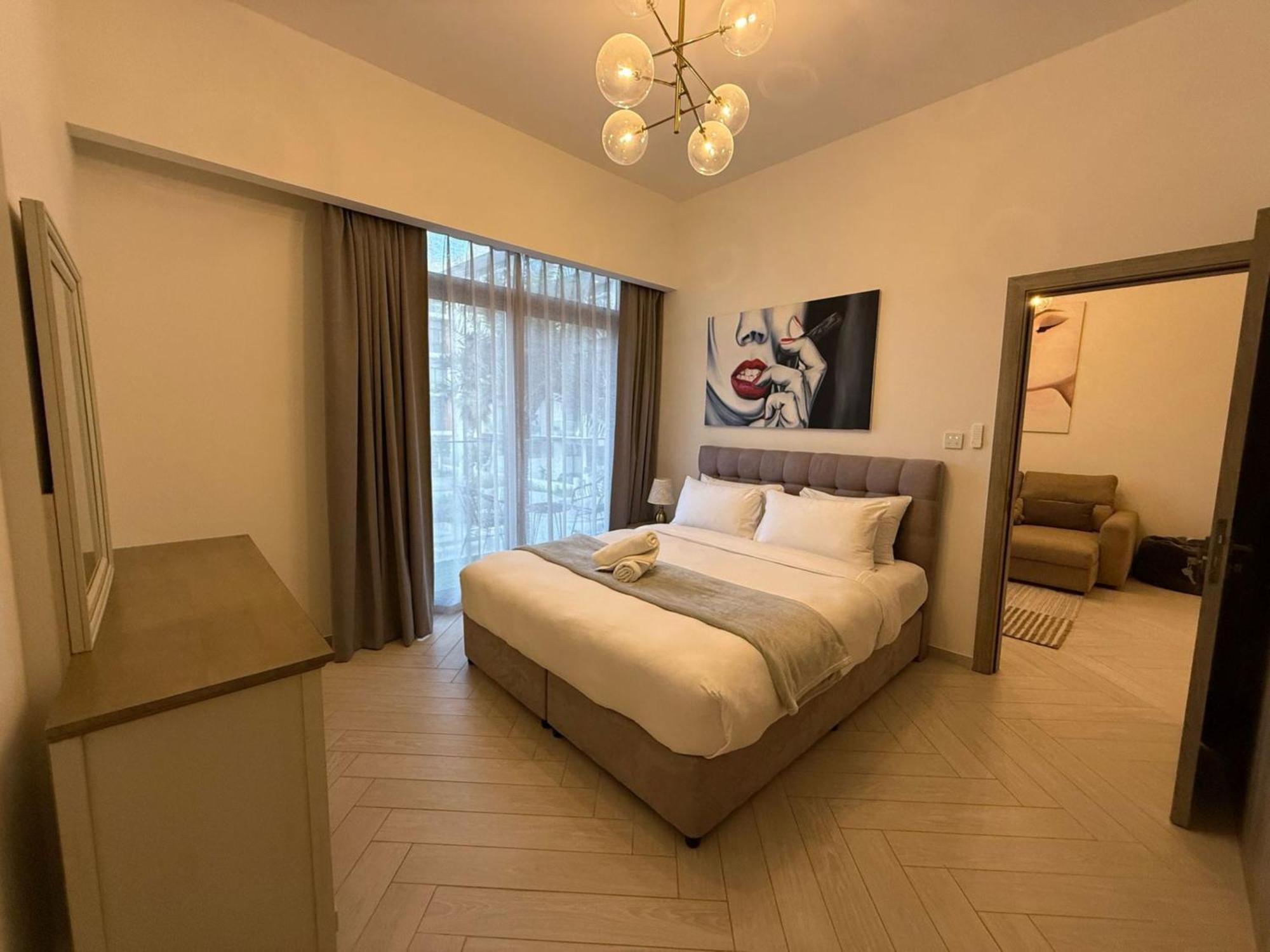 Modern 1br Getaway In Oxford 212 - Comfort & Ease Apartment Dubai