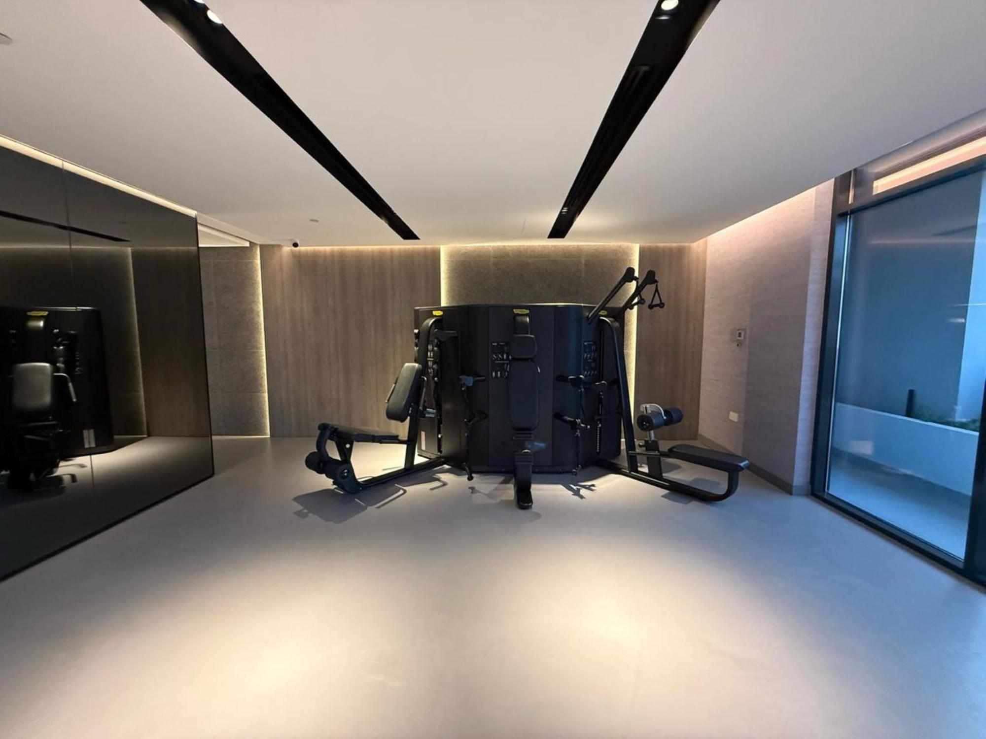 Modern 1br Getaway In Oxford 212 - Comfort & Ease Dubai