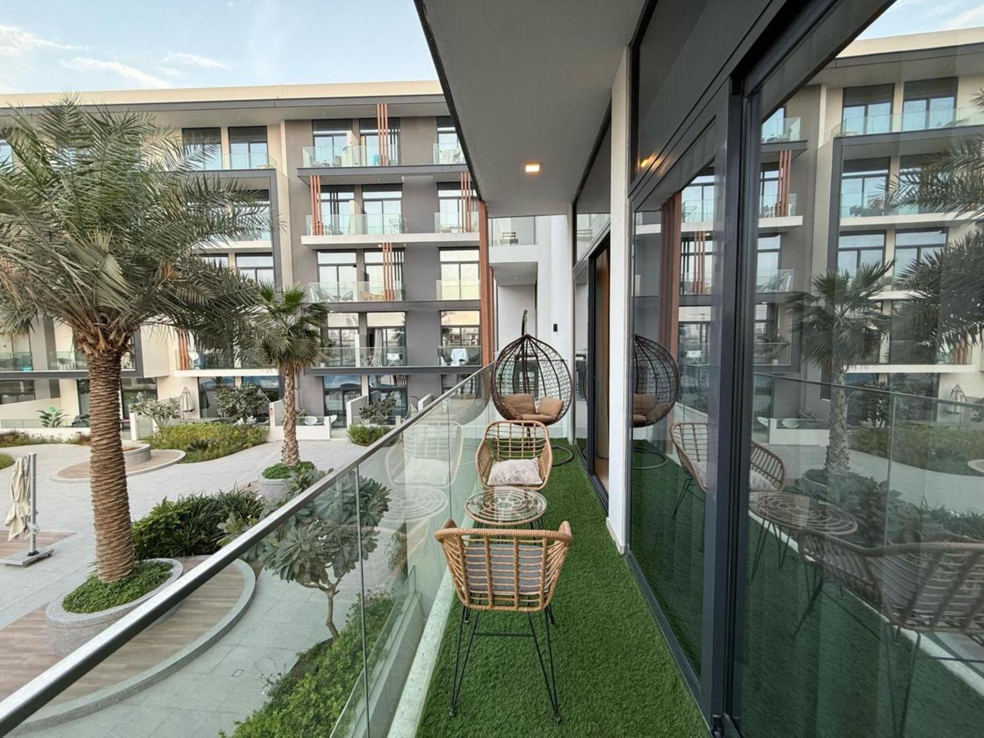 Modern 1br Getaway In Oxford 212 - Comfort & Ease Dubai