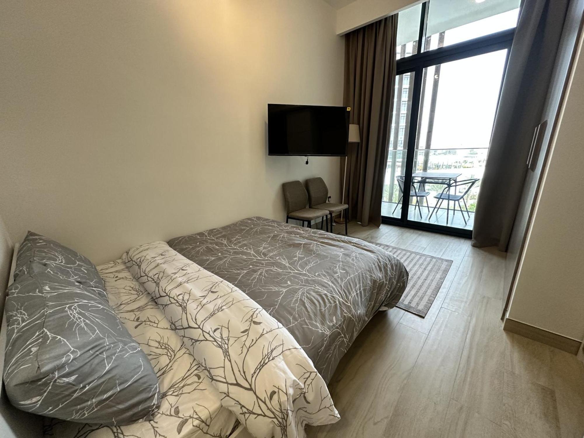 Stunning At Azizi Riviera * Dubai