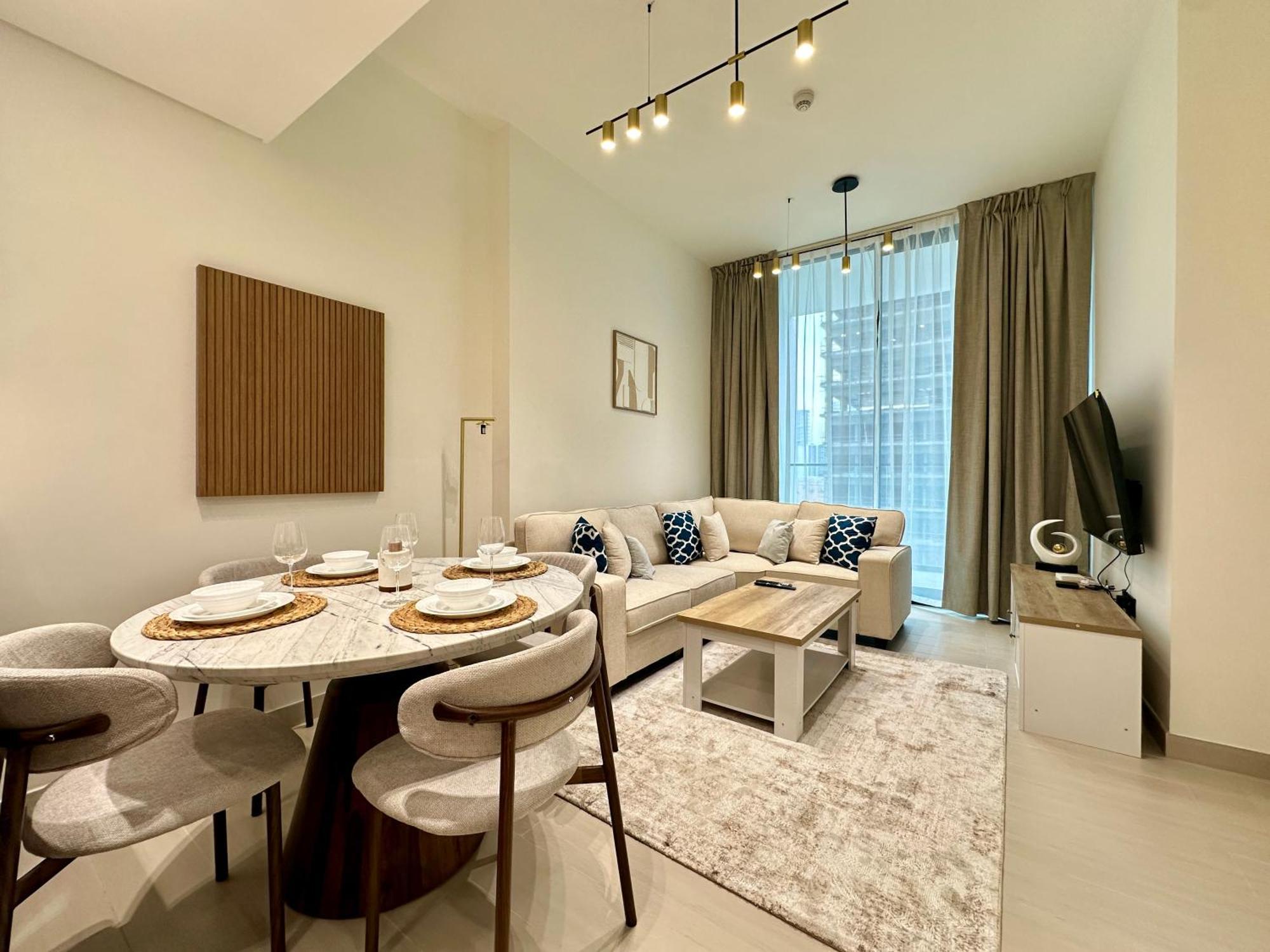 Stylish 1br In Binghatti Amber *