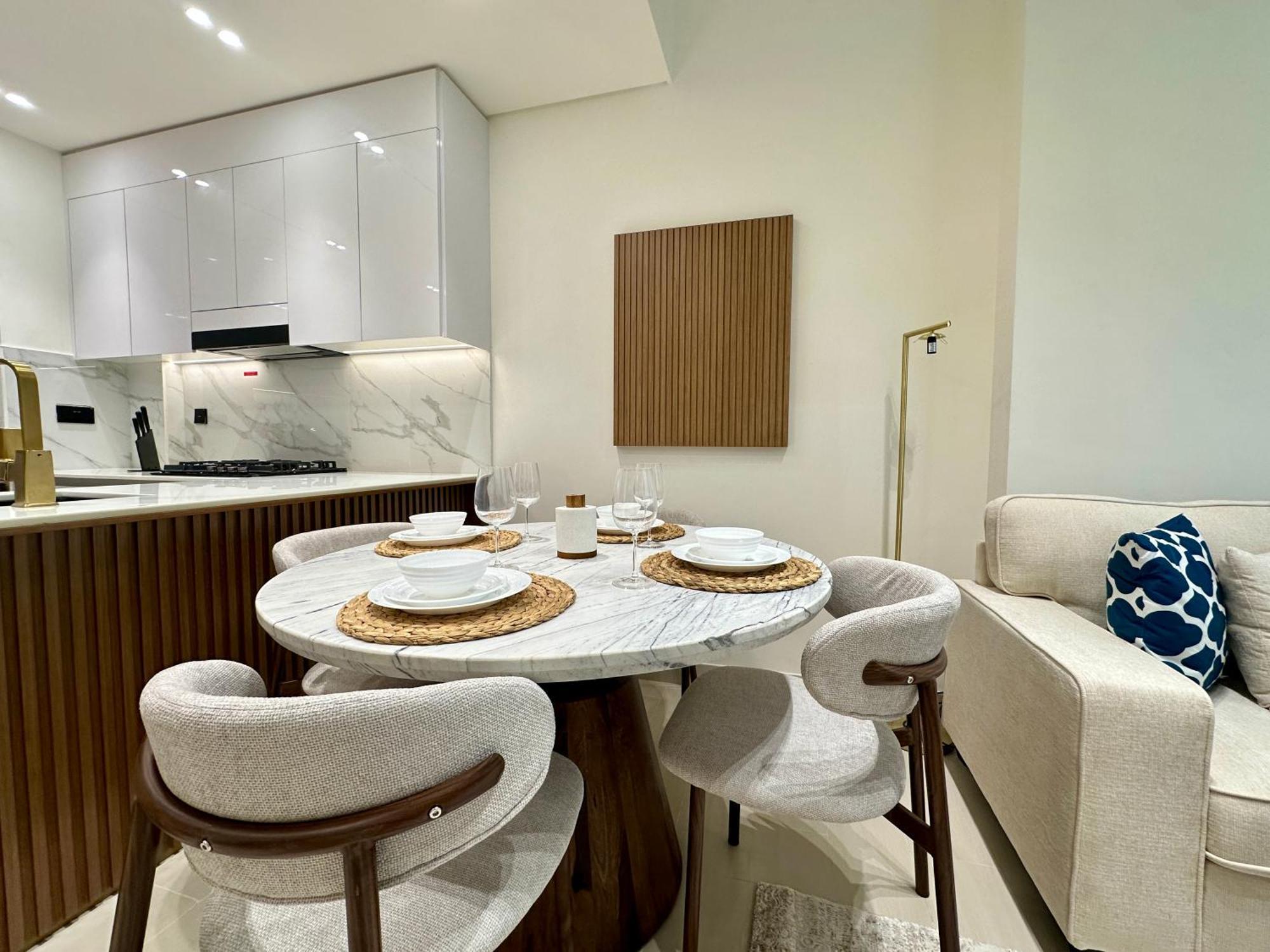 Stylish 1br In Binghatti Amber *