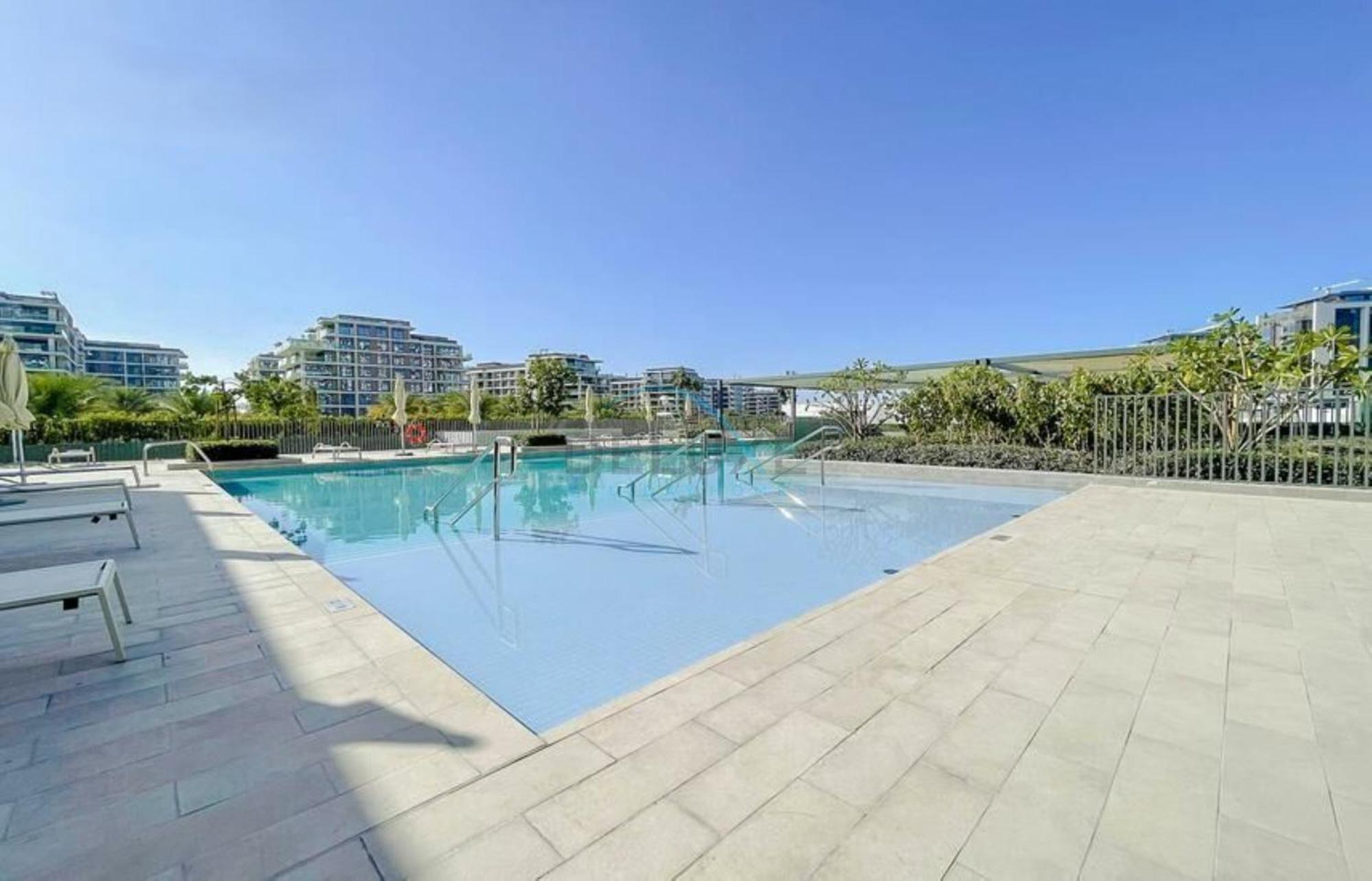 Skyline And Views 1br, Park Ridge Tower C, Hills Estate By Deluxe Homes * Dubai