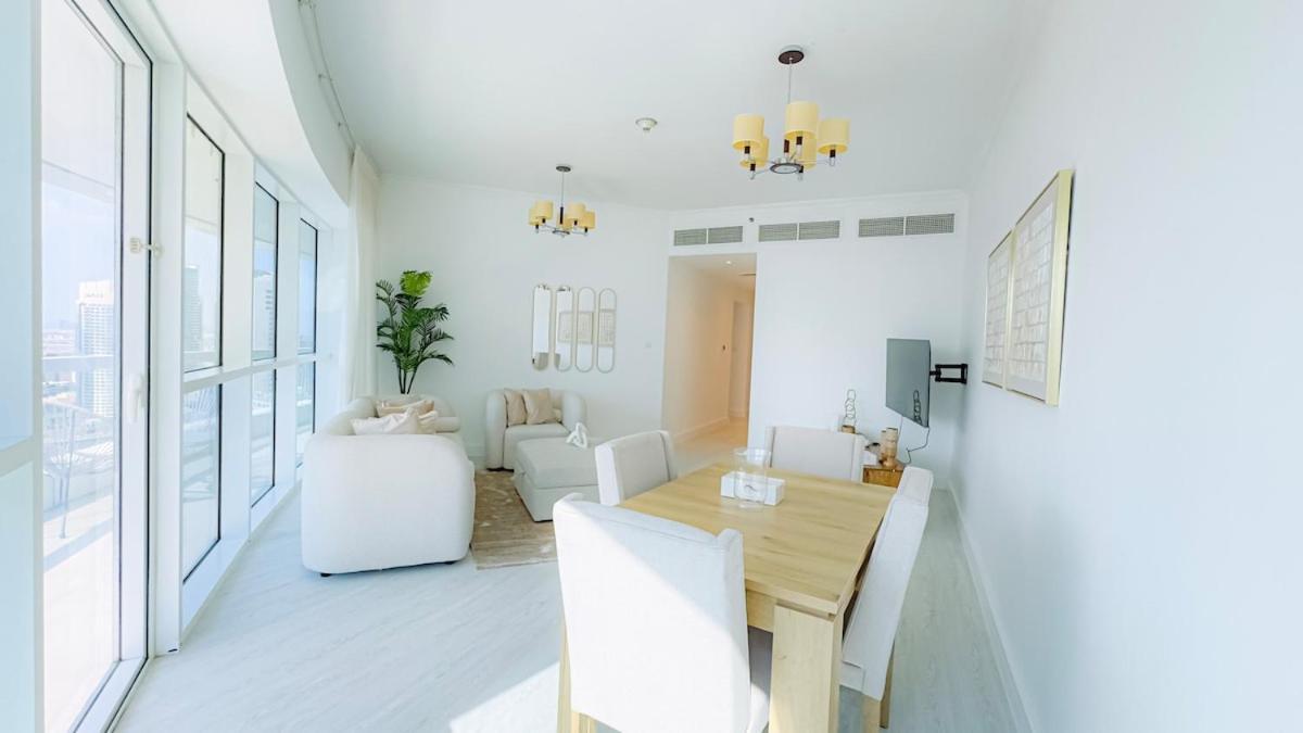 Holiday home Sophisticated 2br In Jlt - Walk To Metro & Dubai