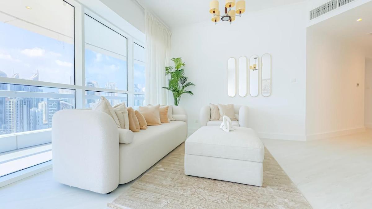 Sophisticated 2br In Jlt - Walk To Metro & * Dubai