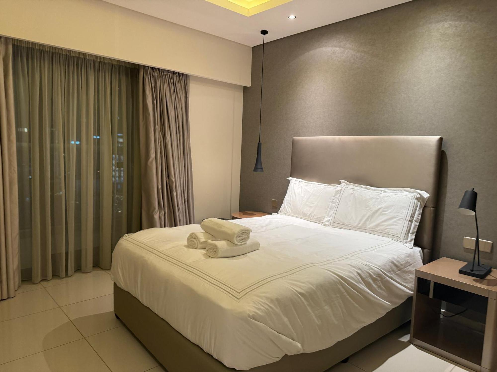Royal By Damac Paramount Towers B Burj Khalifa Views *