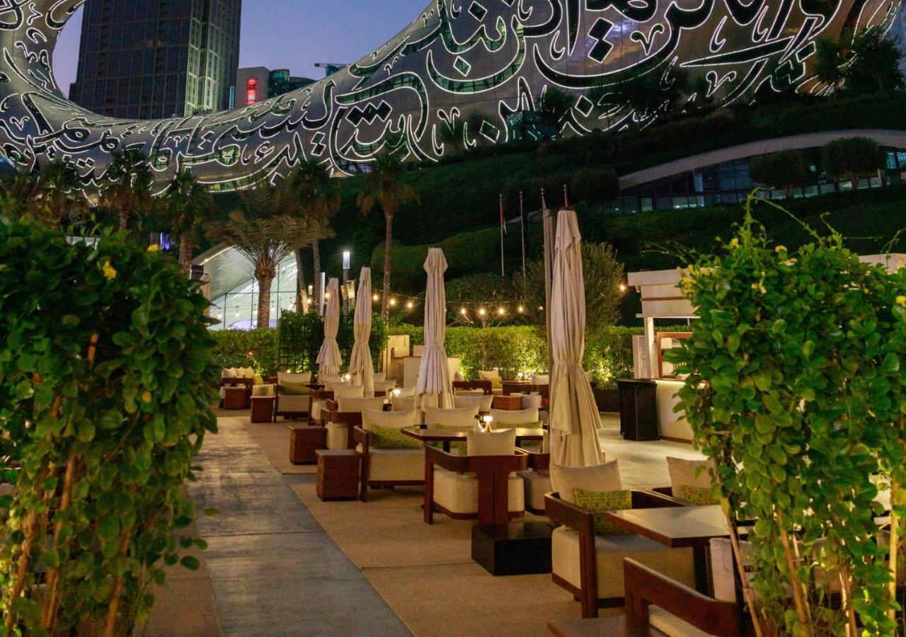 Jumeirah Emirates Towers 5* Dubai