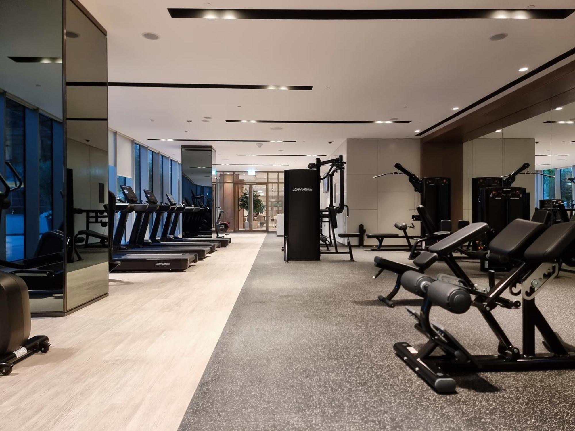 Luxe Living At Grande Signature - Burj Khalifa And Sea Views - Brand New * Dubai
