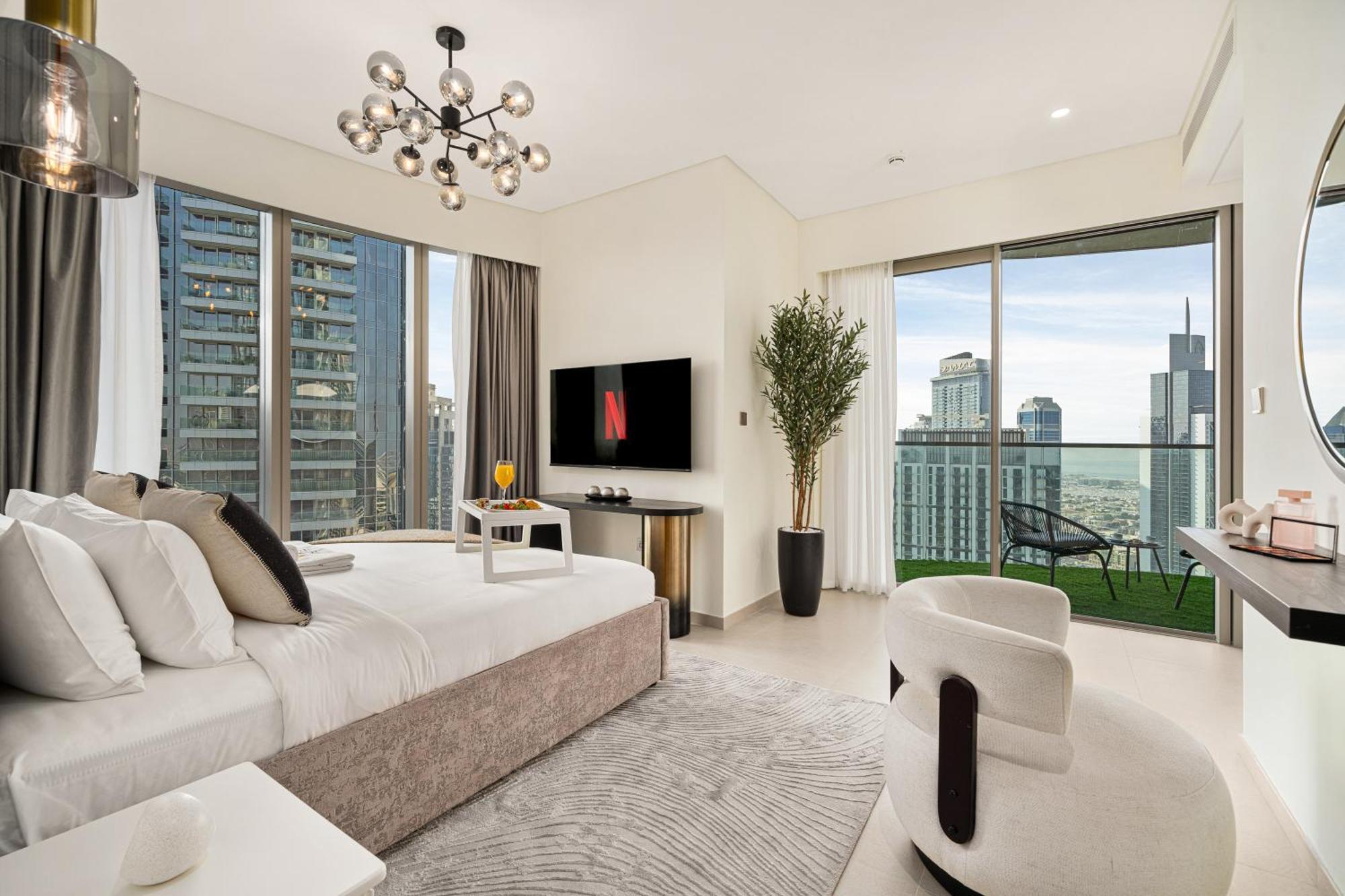 Luxe Living At Grande Signature - Burj Khalifa And Sea Views - Brand New Apartment