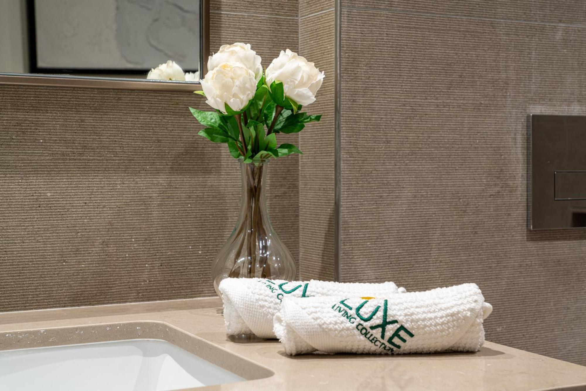Luxe Living At Grande Signature - Burj Khalifa And Sea Views - Brand New Apartment Dubai