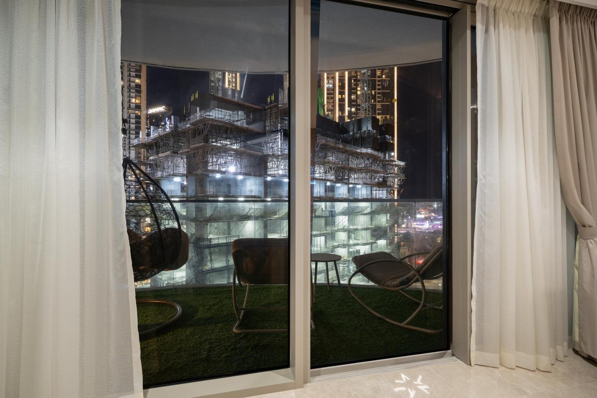 Luxe Living At Grande Signature - Burj Khalifa And Sea Views - Brand New Apartment Dubai