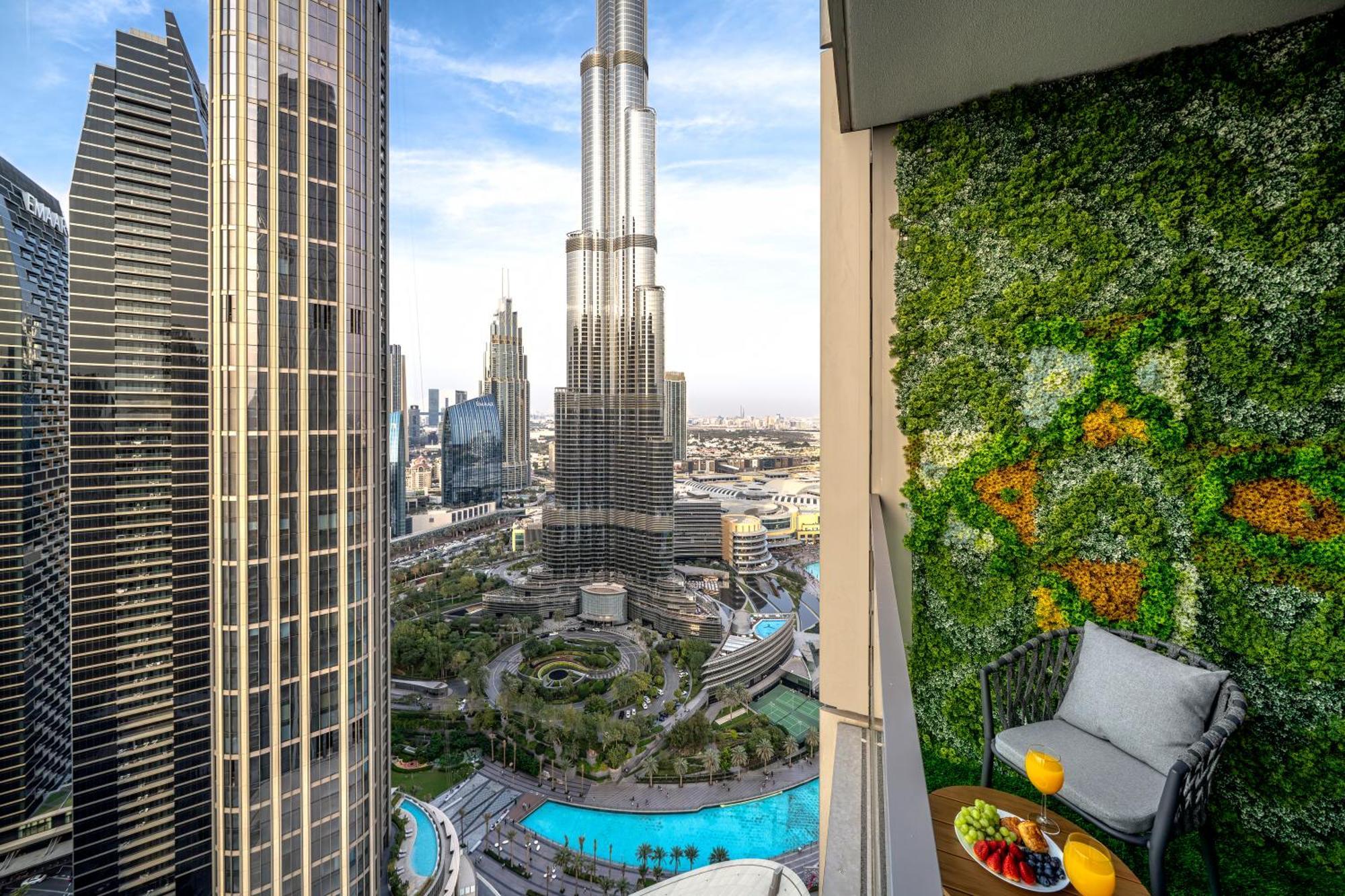 Luxe Living At Grande Signature - Burj Khalifa And Sea Views - Brand New