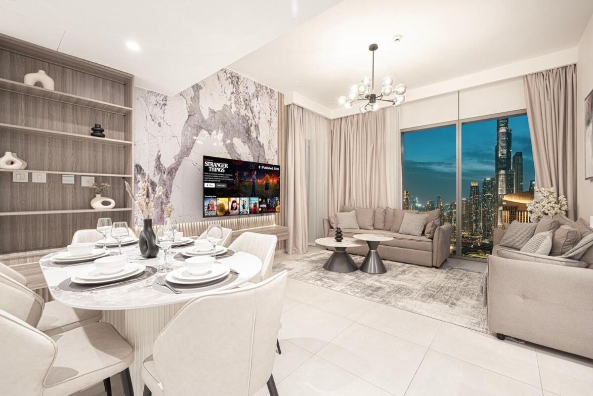 Luxurious Burj Khalifa And Fountain Views *