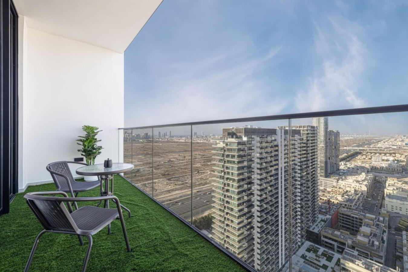 Daire Large New Pool In Jvc Community *