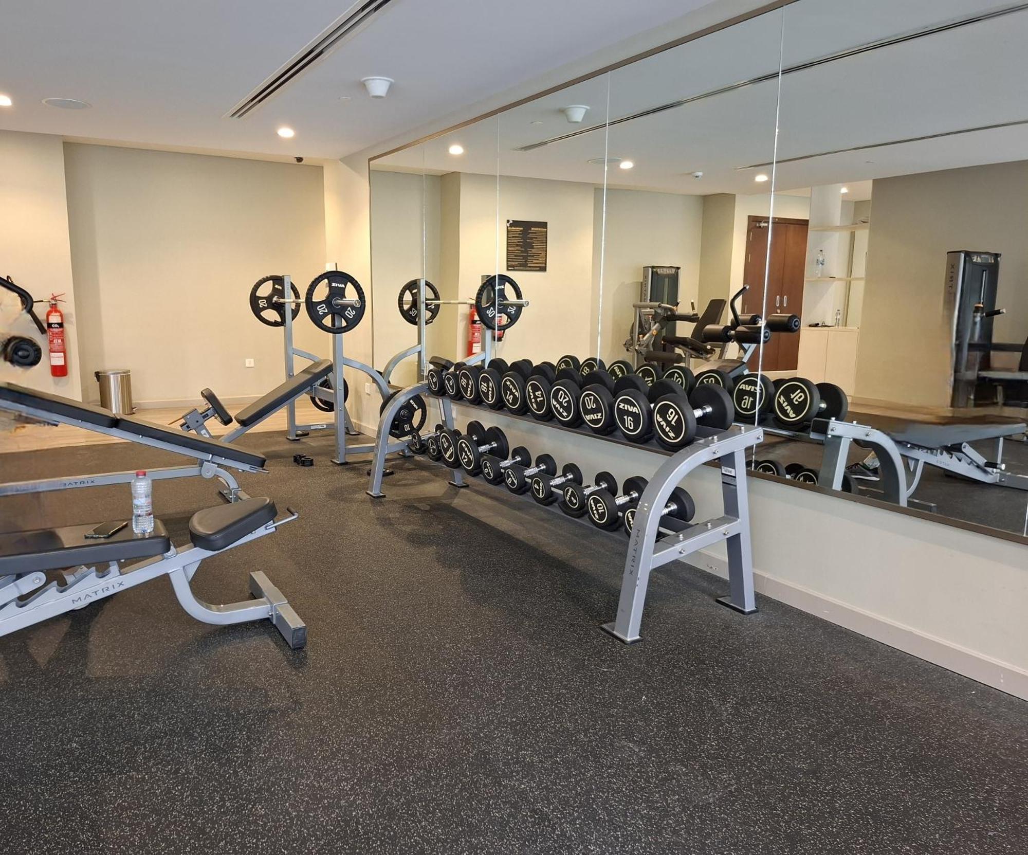 Stunning Burj View - Cozy 2br - 5 Min Mall Apartment *
