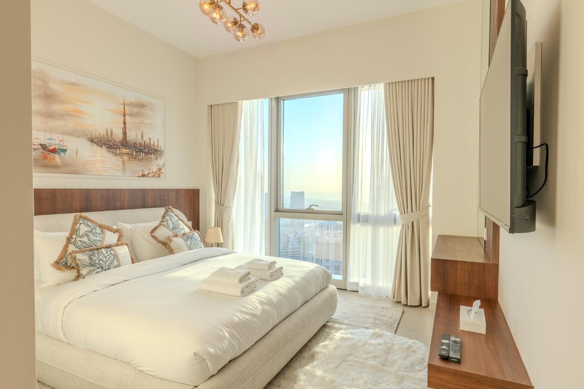 Apartment 60th High Floor - Full World Islands, Downtown And Ocean View - High Quality Design And Furniture - 2 Bedroom Dubai