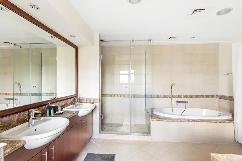 Stonetree - Luxurious 2 Bedroom In Palm Jumeirah Dubai