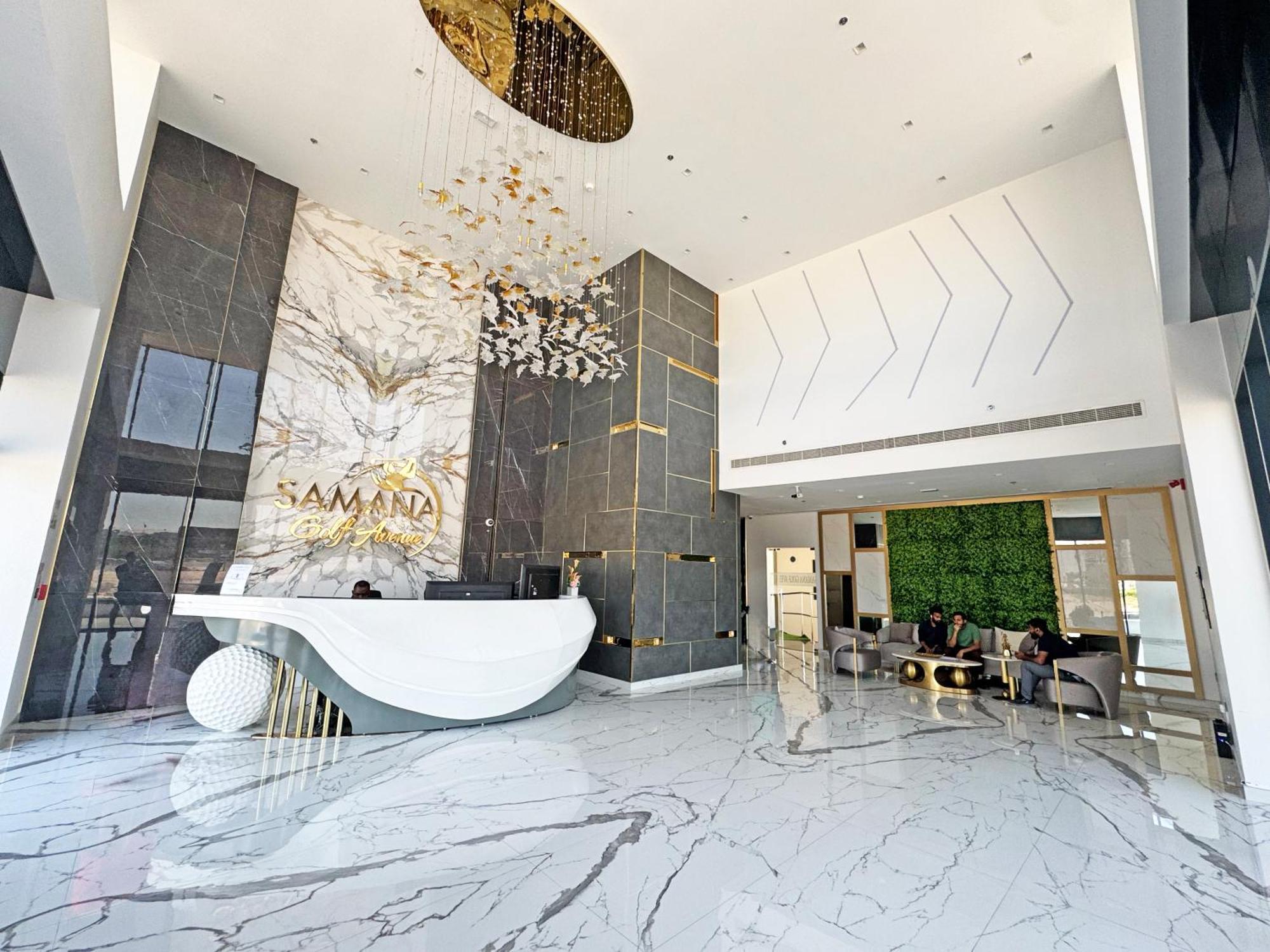 Great Magnificent Brand New With Private Pool Apartment *