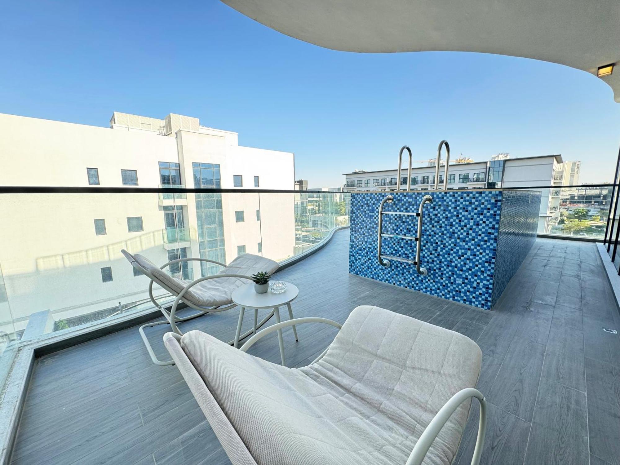 Great Magnificent Brand New With Private Pool