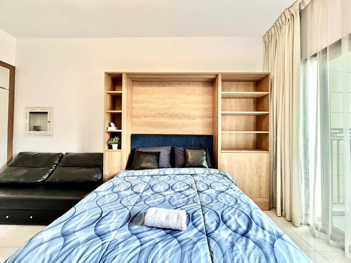 Homes2retreat - Living Close To Miracle Garden Apartment Dubai