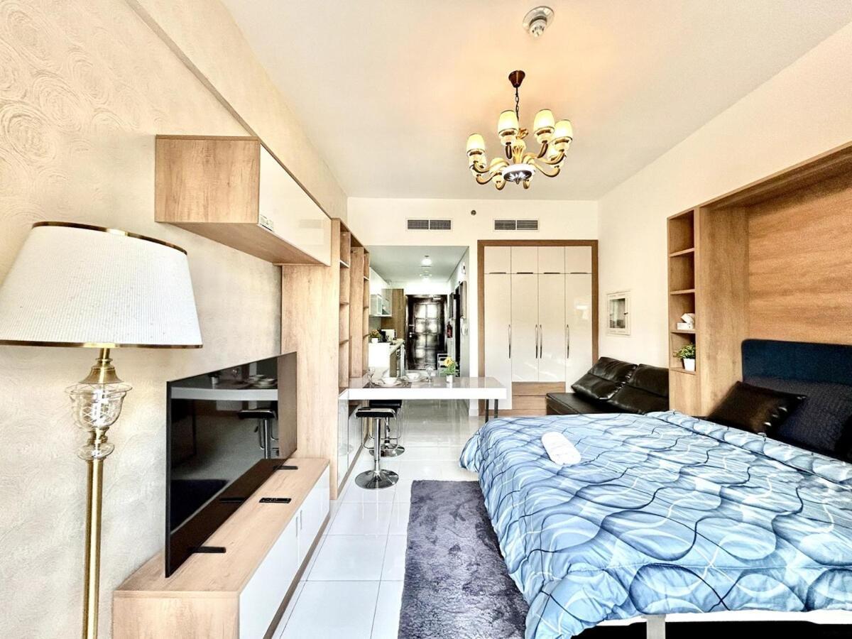 Homes2retreat - Living Close To Miracle Garden Dubai