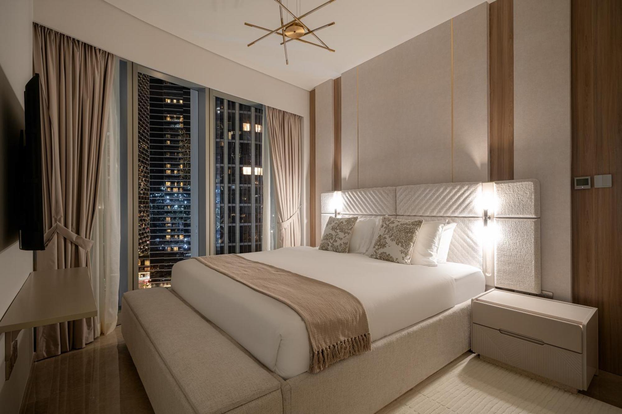 Luxe Living At Grande Signature - Burj Khalifa And Sea Views - Brand New Apartment
