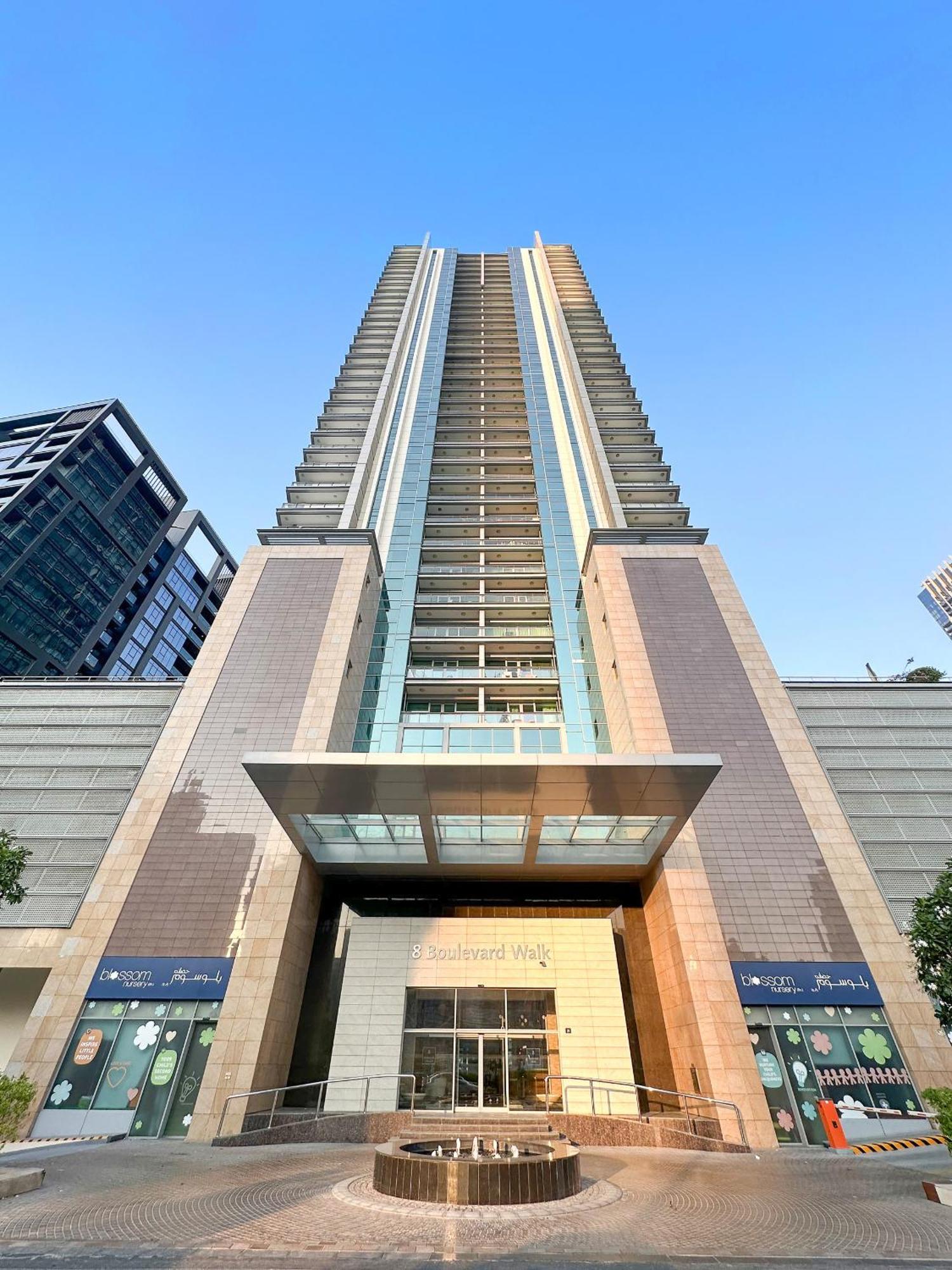 Luxury 2bdr In Downtown 8 Blvd Walk * Dubai