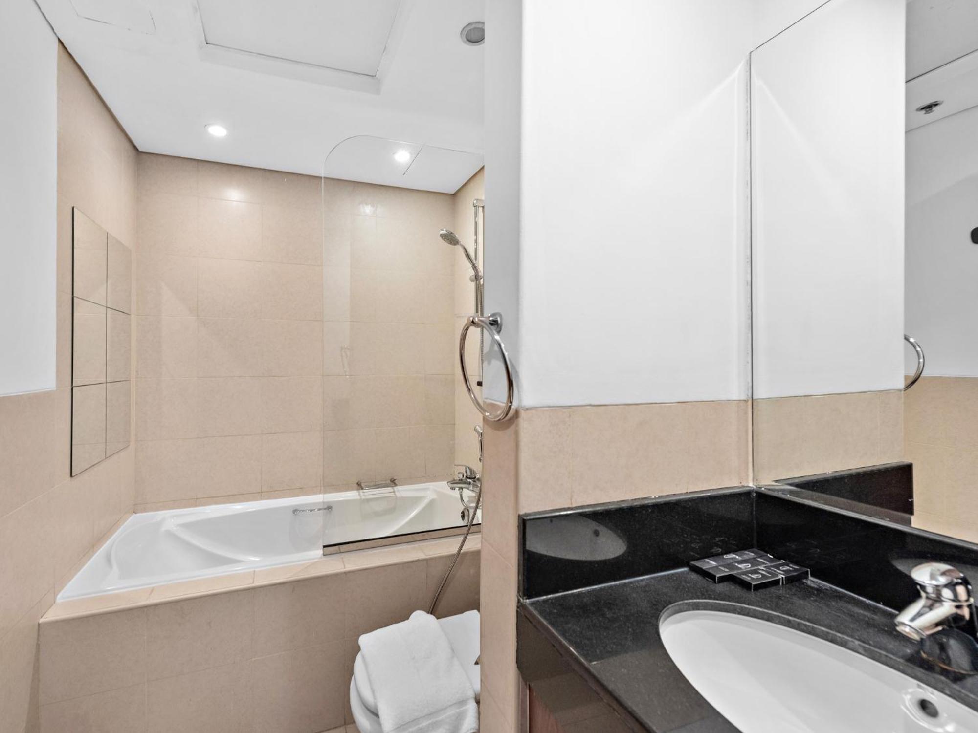 Luxury 2bdr In Downtown 8 Blvd Walk *