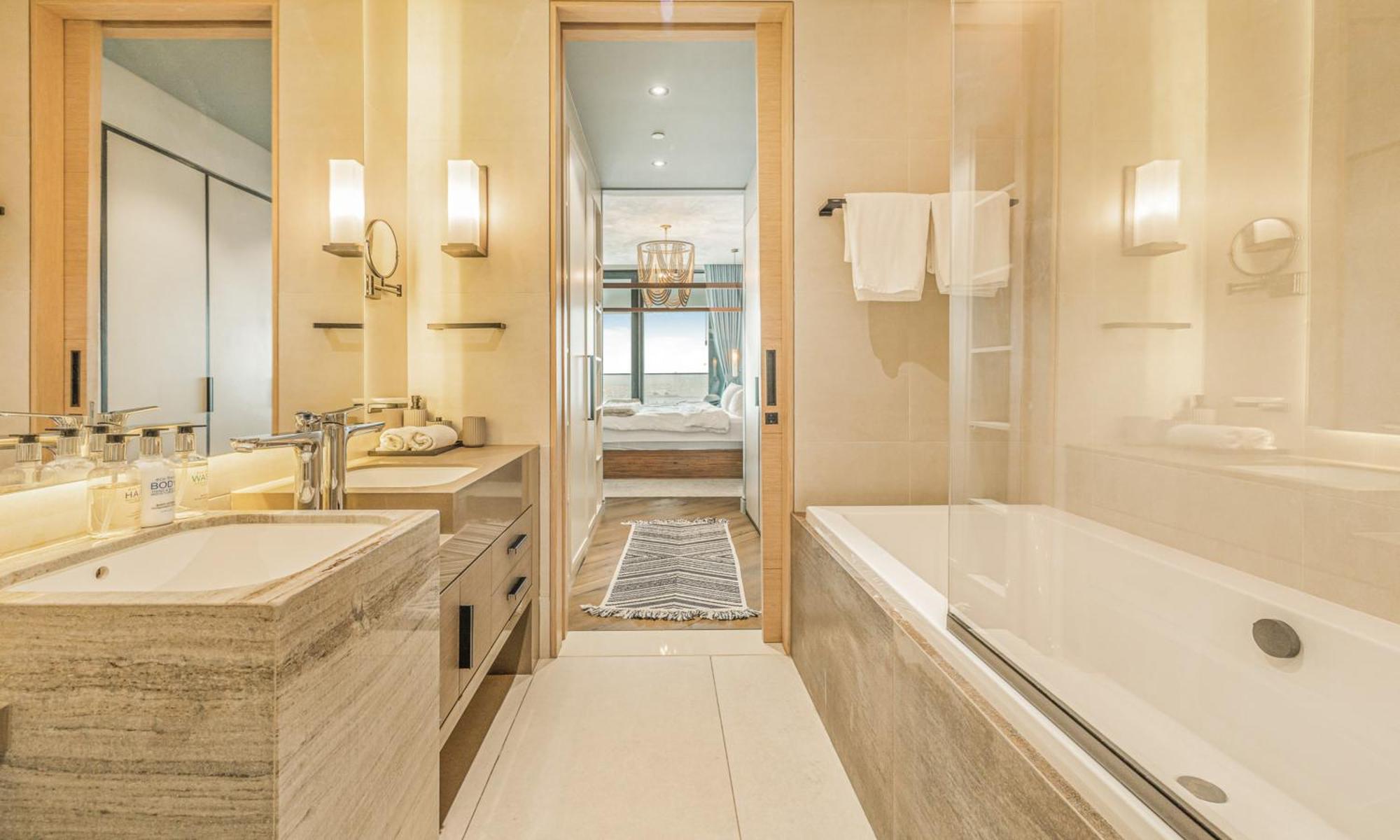 Apartment 2br Jumeirah Gate 1, Marina Skyline View Dubai