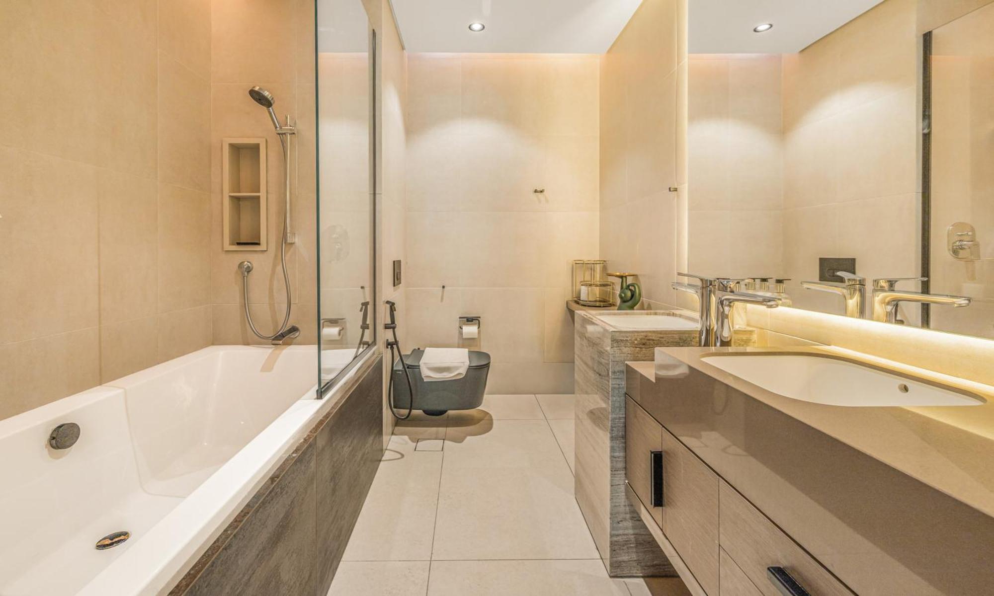 Apartment 2br Jumeirah Gate 1, Marina Skyline View Dubai