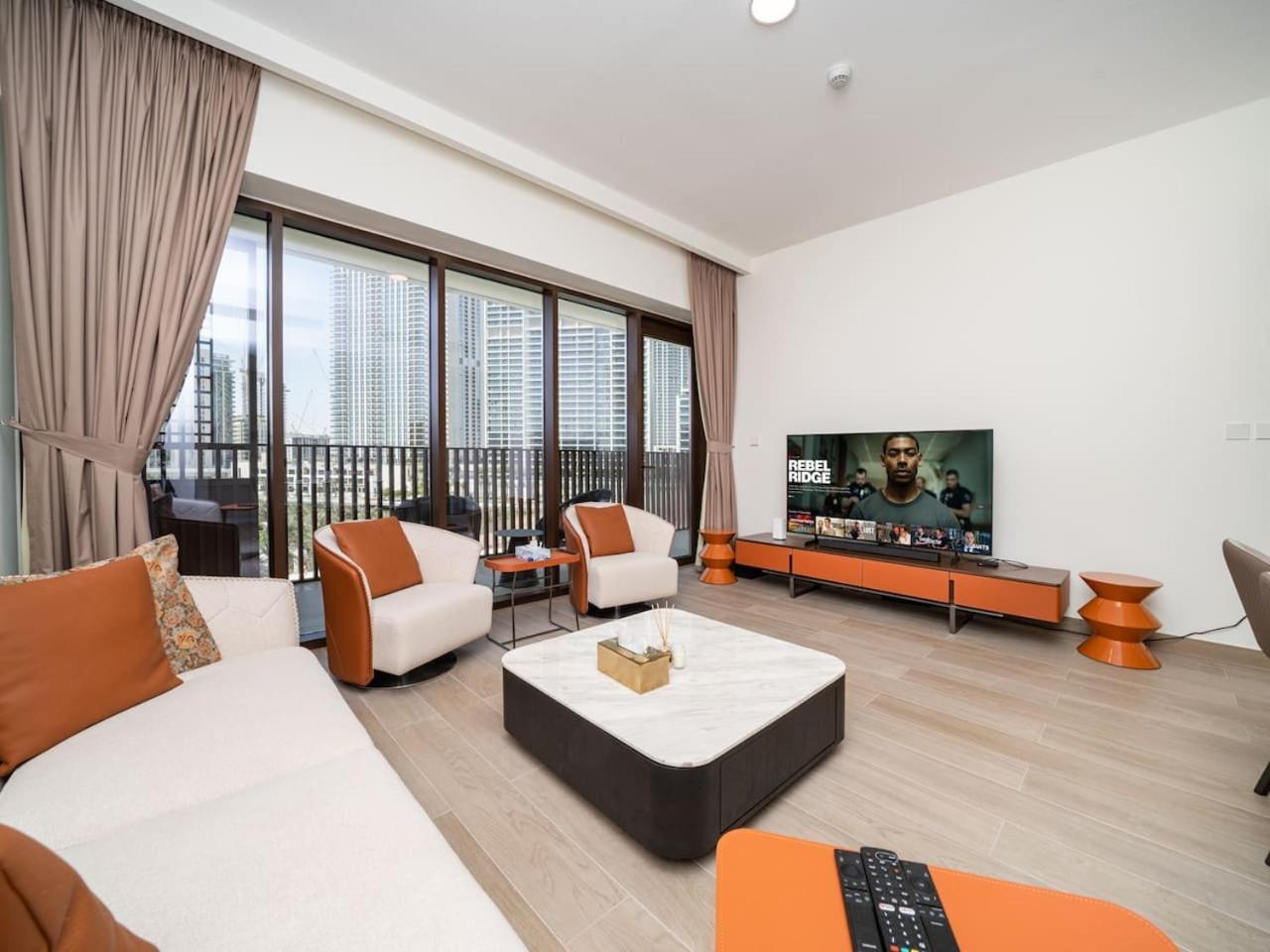 Luxury 2-bed Retreat With Stunning Creek Views