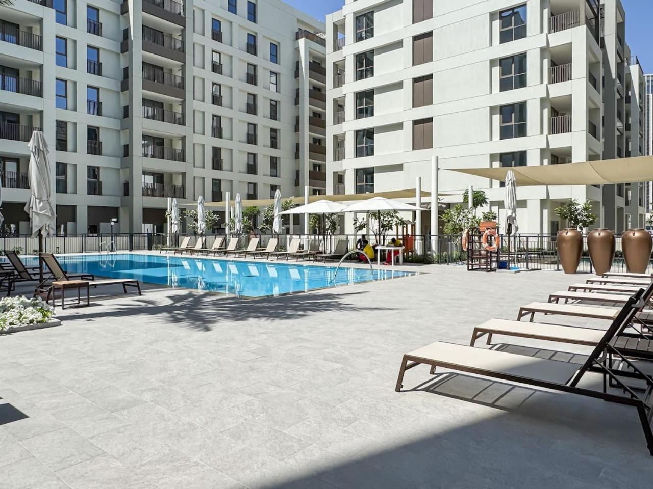 Apartment Luxury 2-bed Retreat With Stunning Creek Views