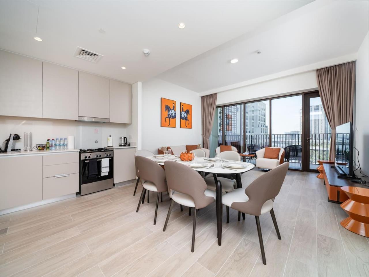 Apartment Luxury 2-bed Retreat With Stunning Creek Views