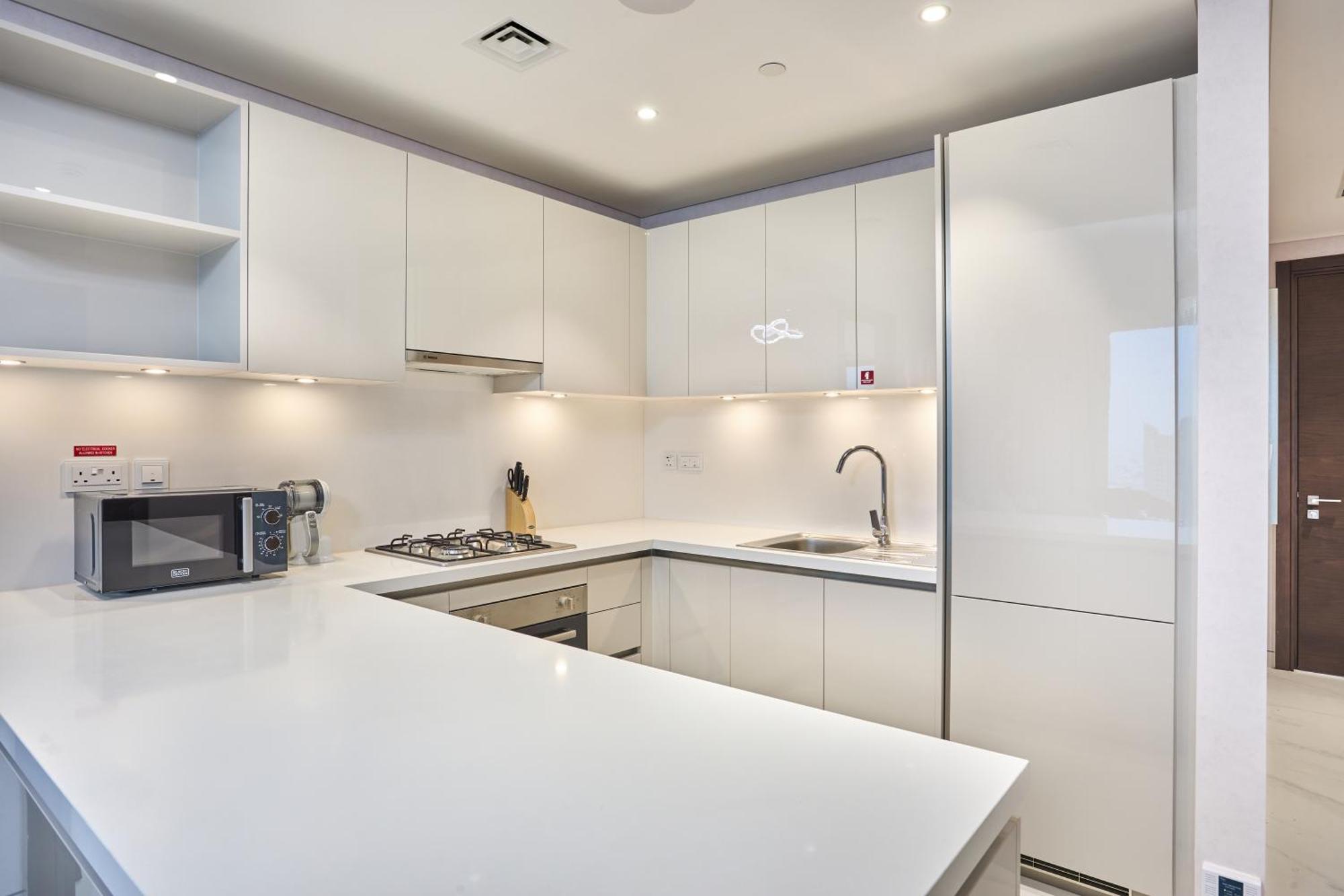 By Latinem Luxury 2br Cvg 4005 Near Burj Khalifa *