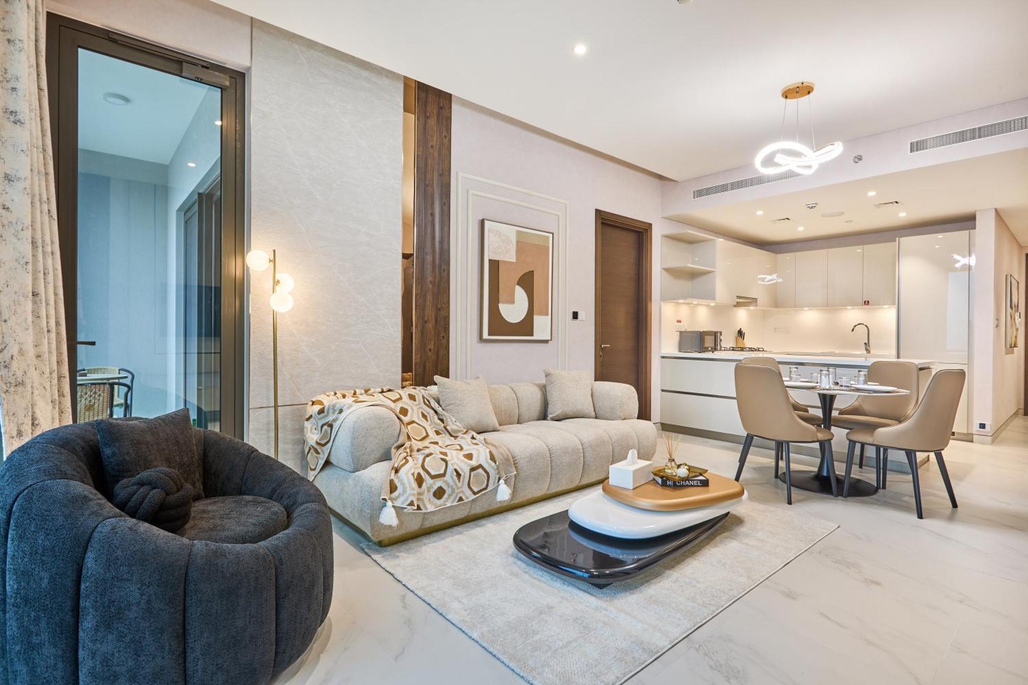 By Latinem Luxury 2br Cvg 4005 Near Burj Khalifa * Dubai