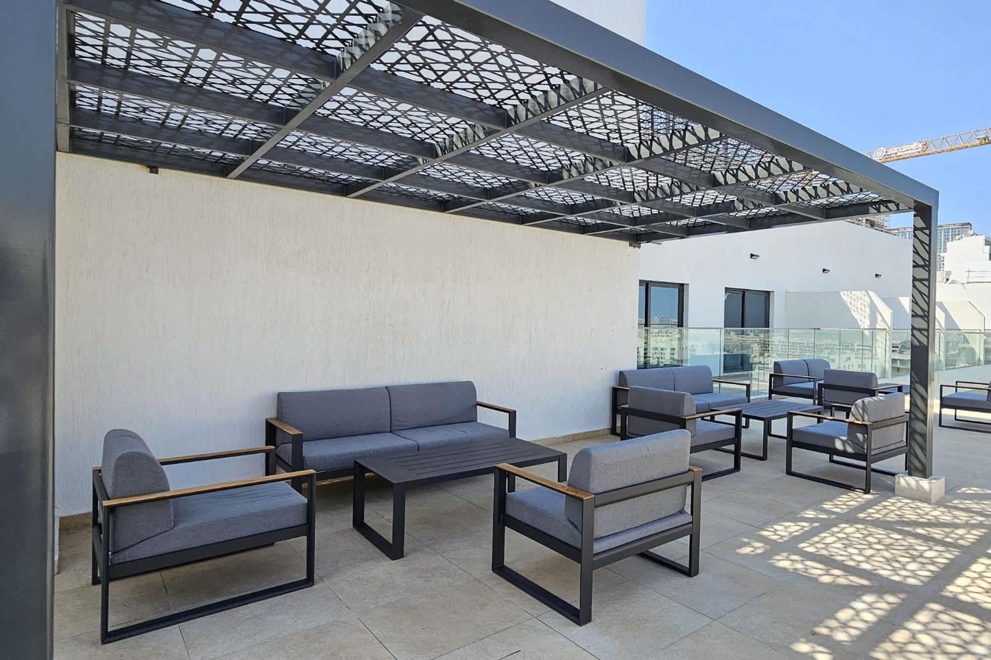 Flat In Rokane G25 Near Five, Jvc Perfect For 2 * Dubai