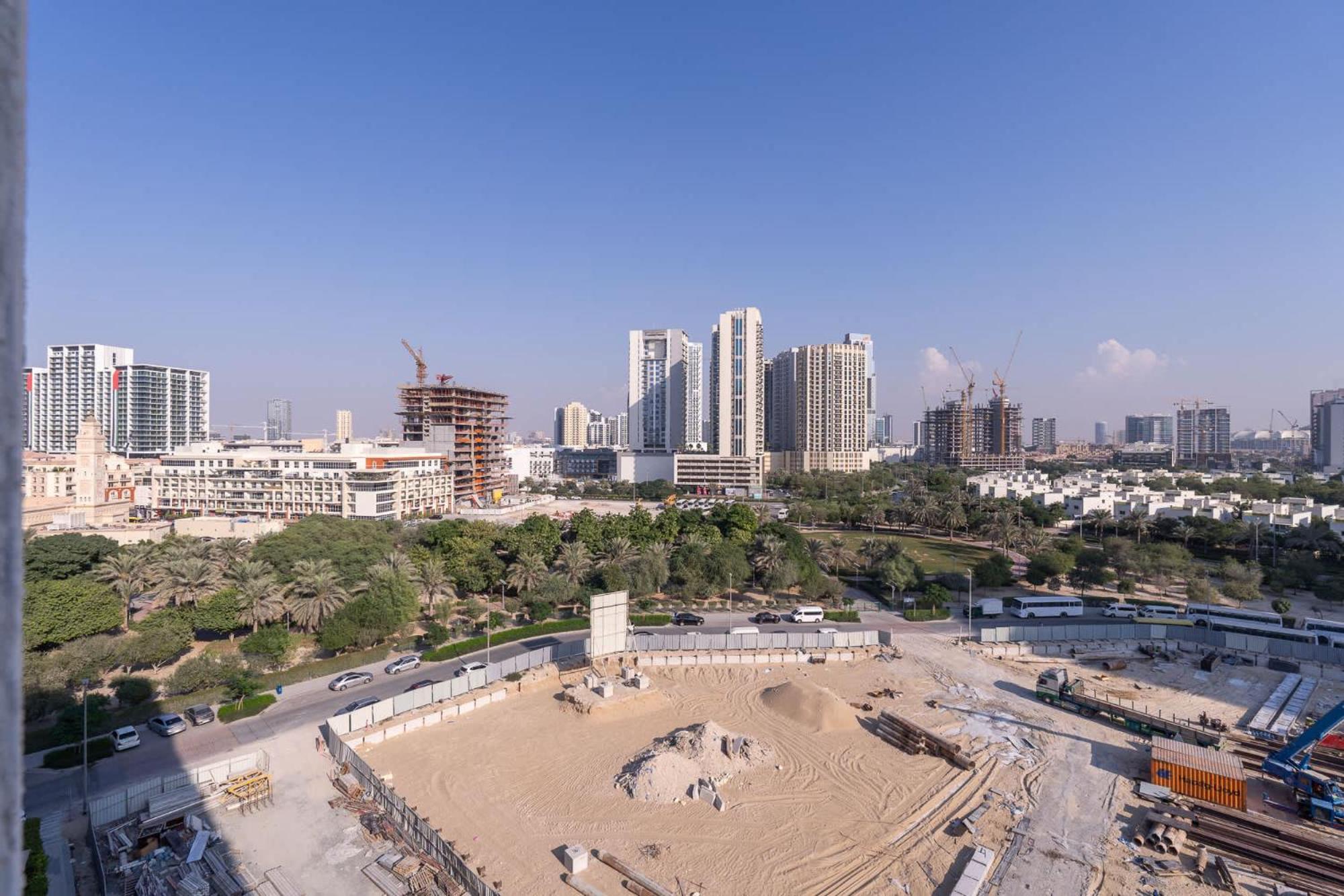 Flat In Rokane G25 Near Five, Jvc Perfect For 2 Apartment Dubai