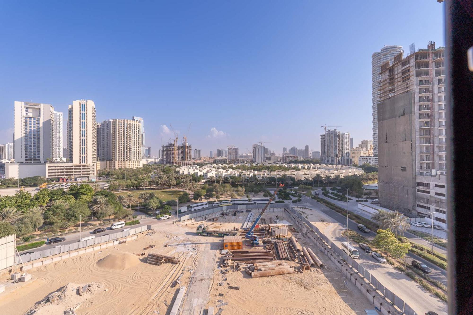 Flat In Rokane G25 Near Five, Jvc Perfect For 2 Dubai
