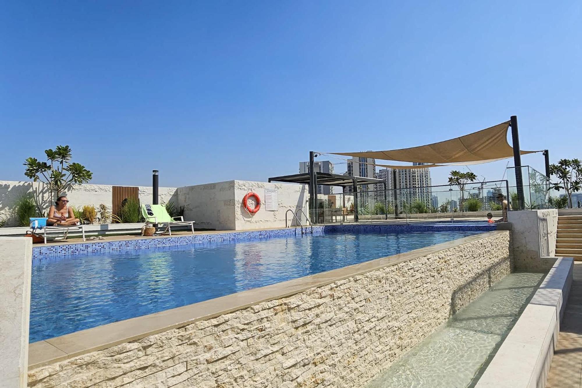 Apartment Flat In Rokane G25 Near Five, Jvc Perfect For 2 Dubai