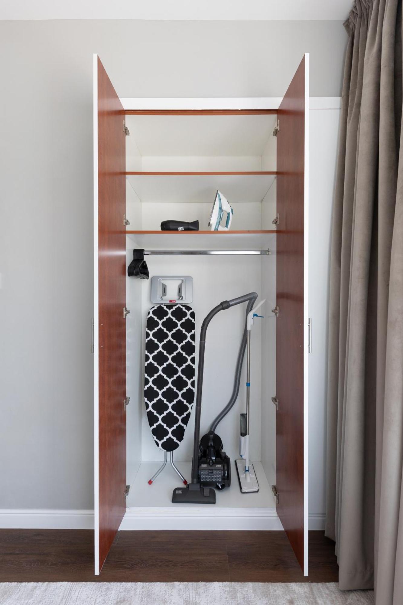 2-bedroom Apartmentjlt View, 8 Min To Metro * Dubai