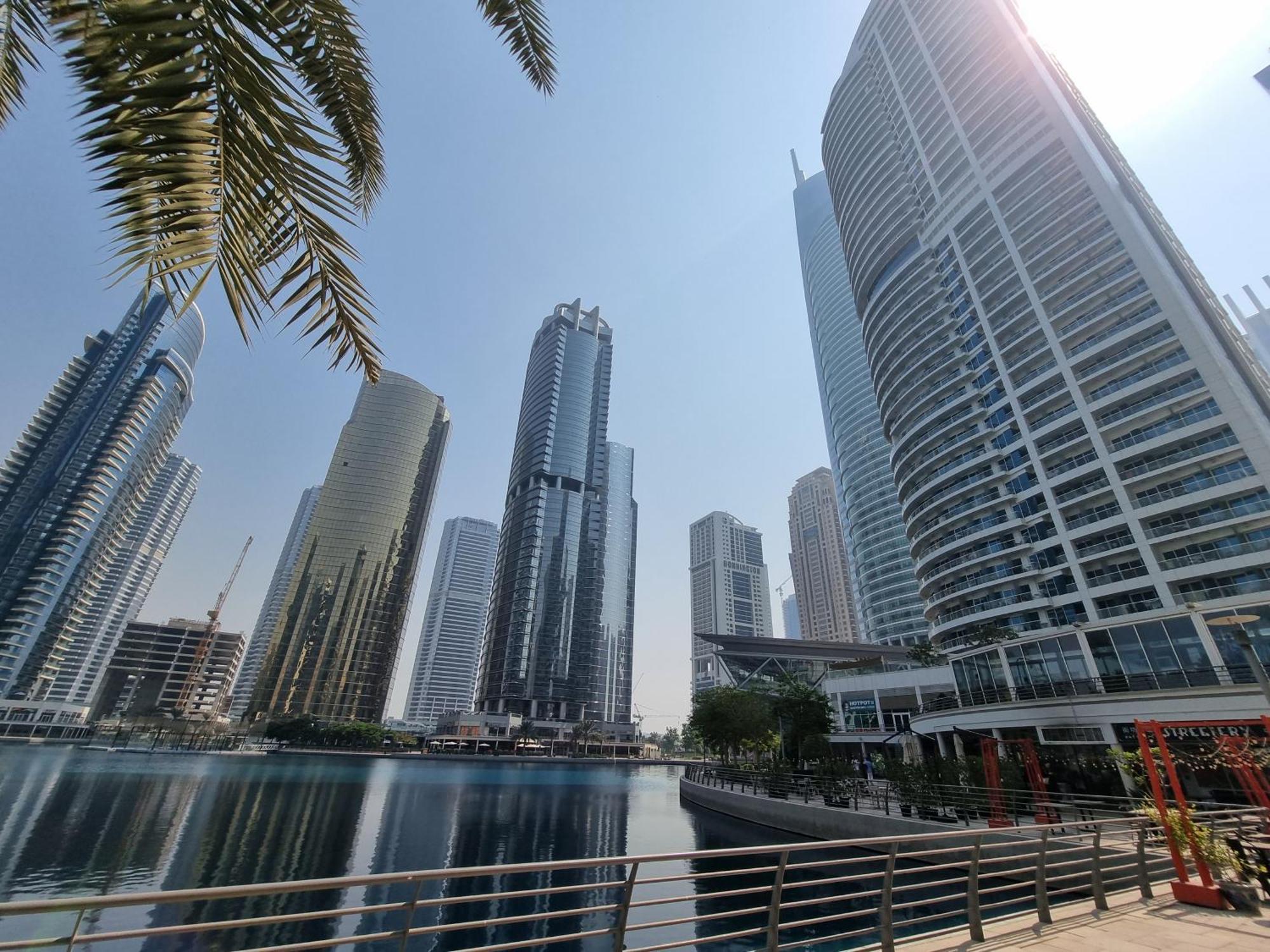 Apartment 2-bedroom Apartmentjlt View, 8 Min To Metro Dubai