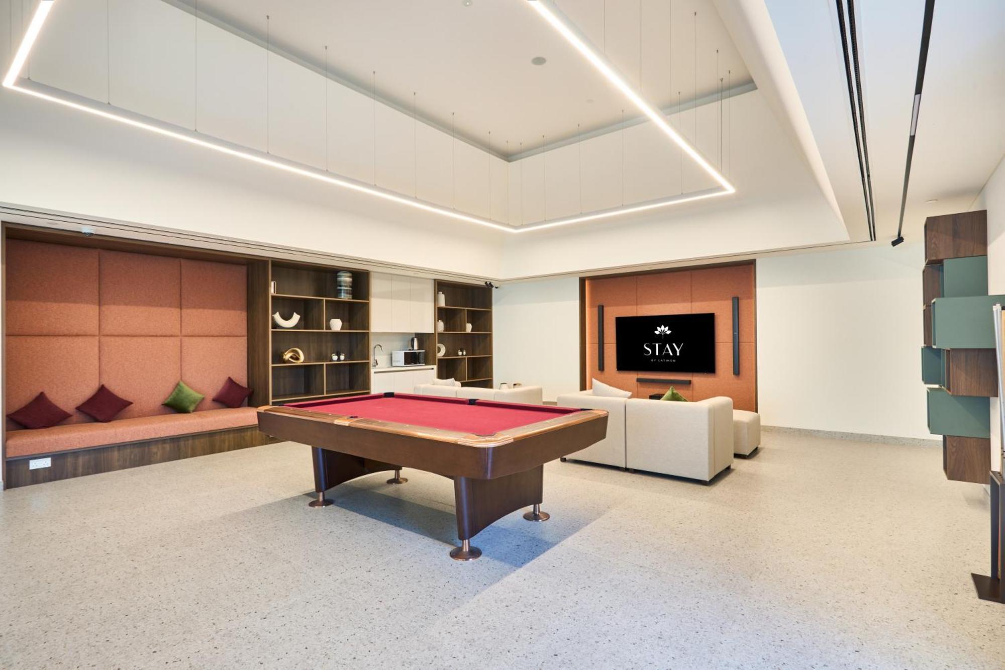 Apartment By Latinem Luxury 1br Cvg 1410 Near Burj Khalifa Dubai