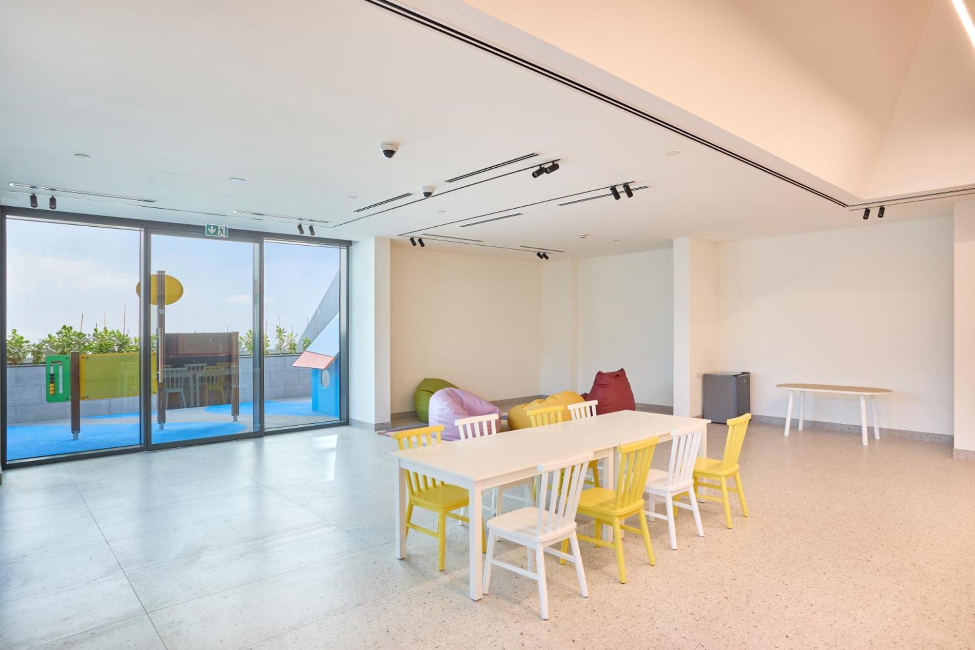Apartment By Latinem Luxury 1br Cvg 1410 Near Burj Khalifa