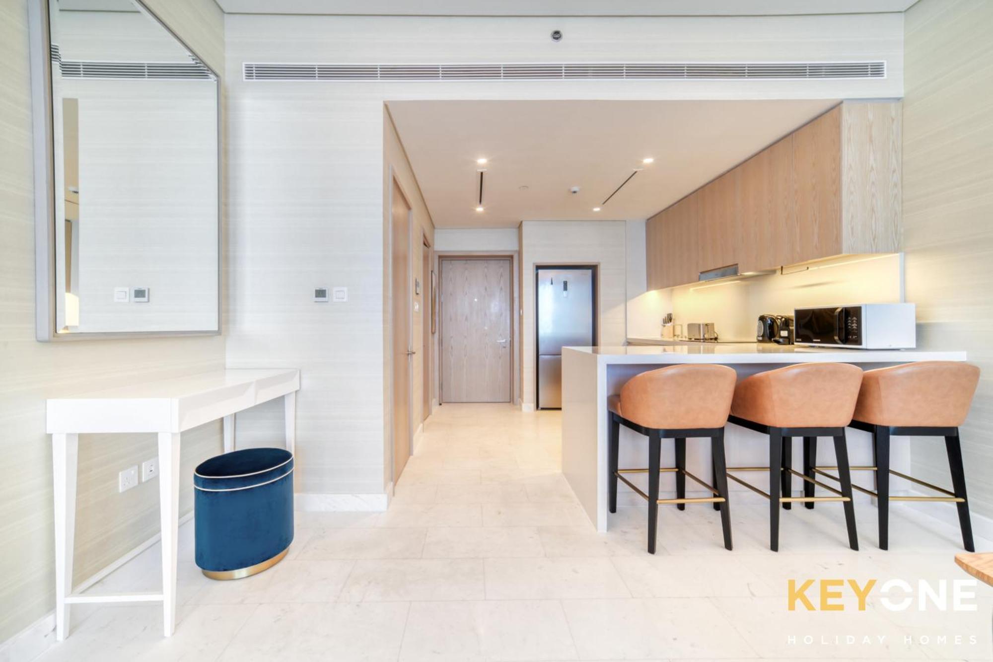 Apartment Iconic One Bedroom Panoramic Palm Views