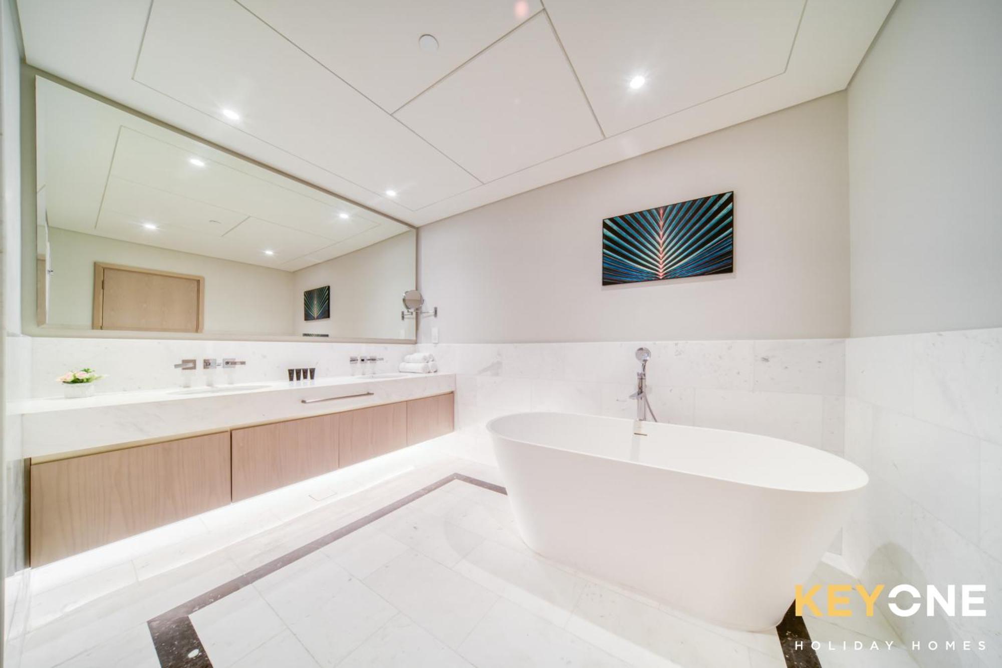 Apartment Iconic One Bedroom Panoramic Palm Views *